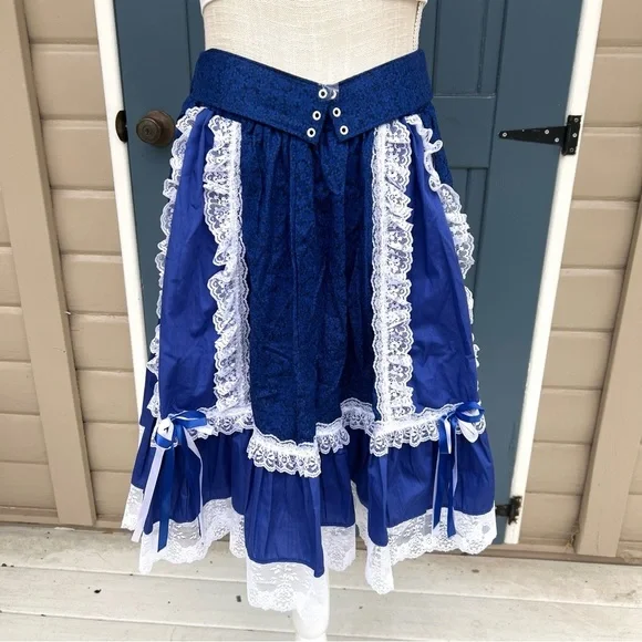 Vtg Fun & Fancy Square Dance Skirt with laces details and Pockets Women Size XS - Picture 4 of 9